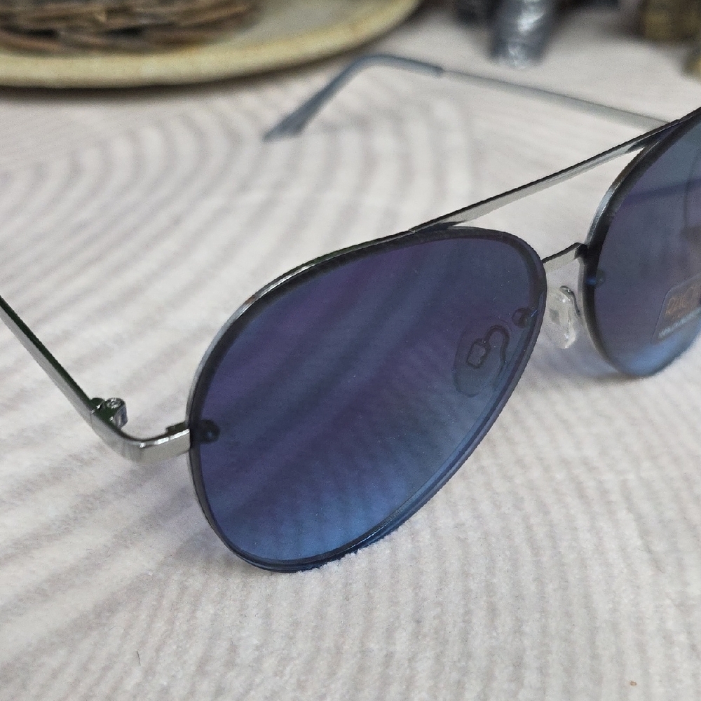 Rachel Roy Blue Aviator Sunglasses - Picture 4 of 8